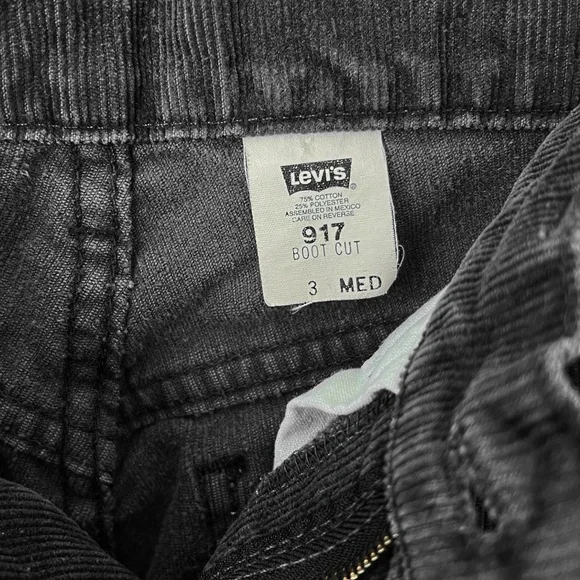 Super Rare 90’s Vintage Levi's 917 Bootcut Flare Corduroy Classic 5-Pocket Pants